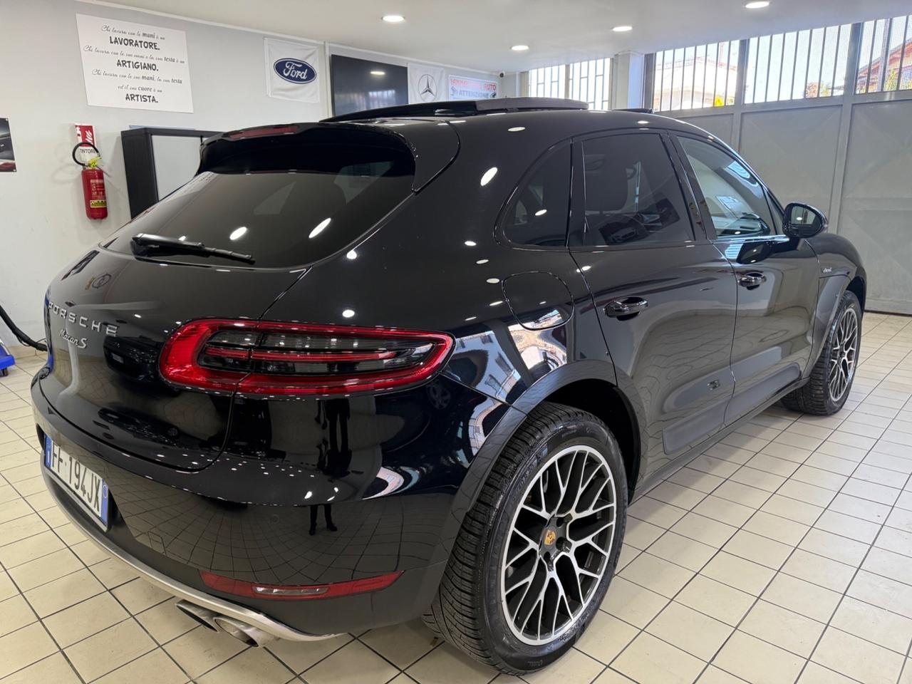Porsche Macan 3.0 full optional