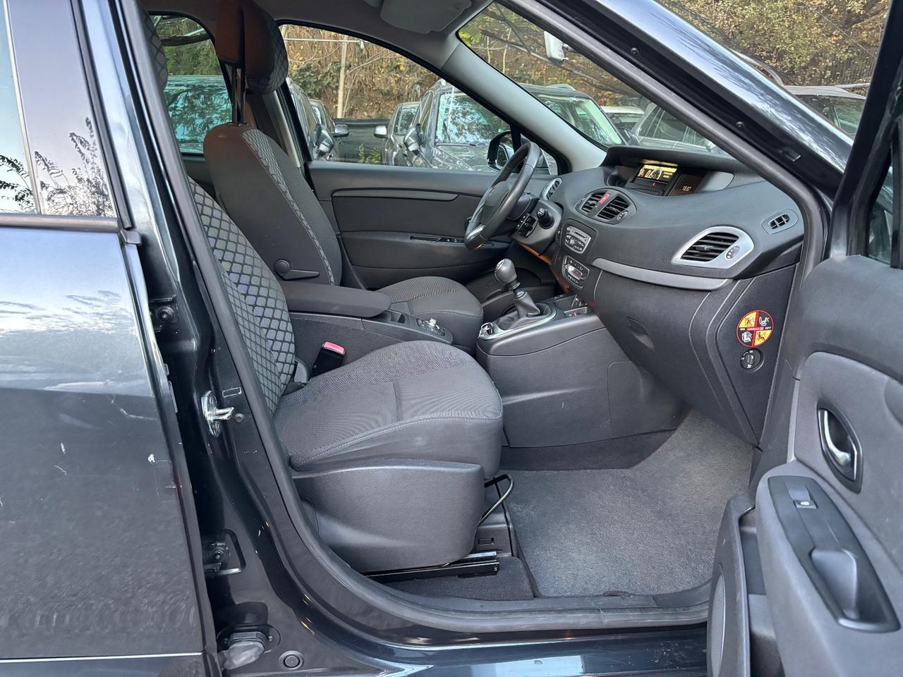 Renault Scenic 1.5 dCi 110CV 7 posti