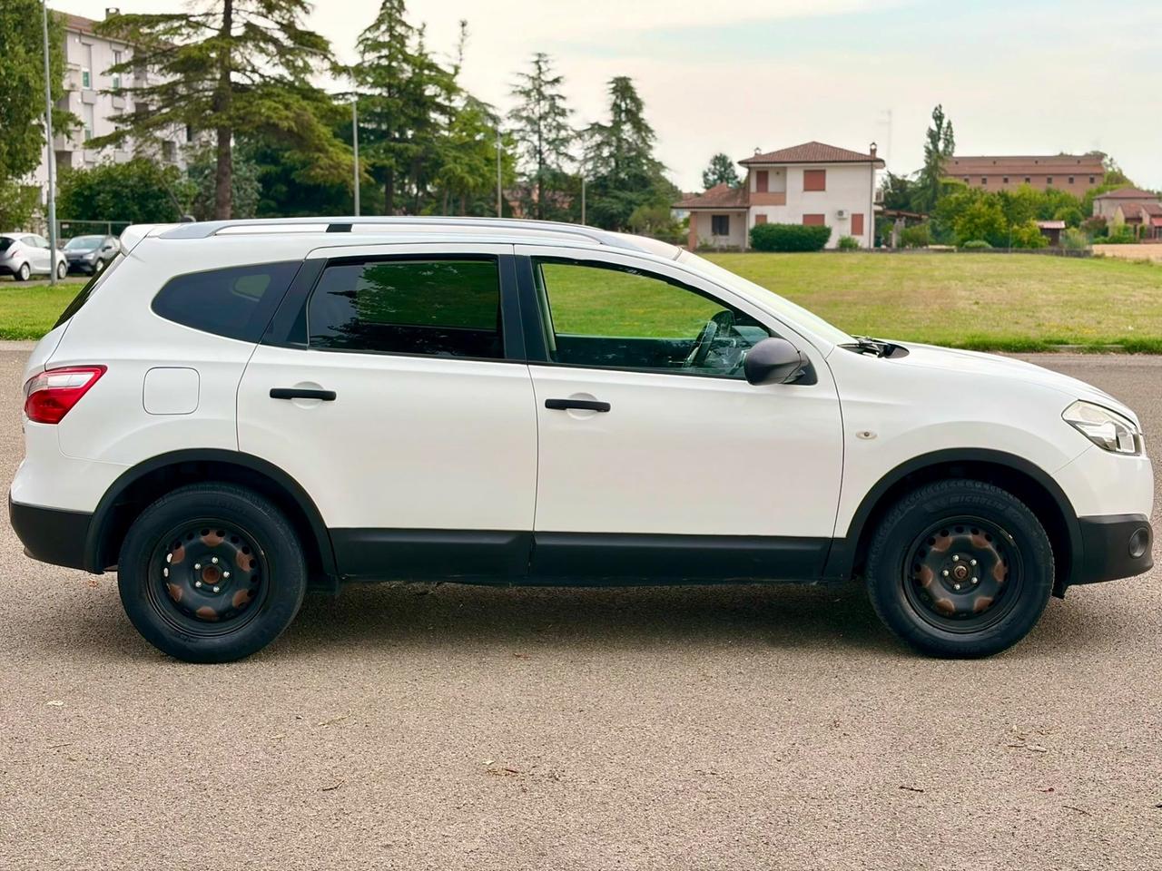Nissan Qashqai 1.5 dCi 7 posti Tekna