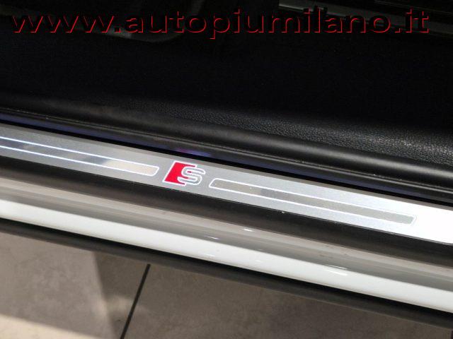 AUDI Q3 35 TFSI S tronic S line edition