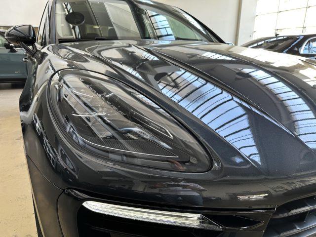 PORSCHE Macan 2.0 PDK - 21" - Tetto - Scarichi - PDLS - ACC-Bose