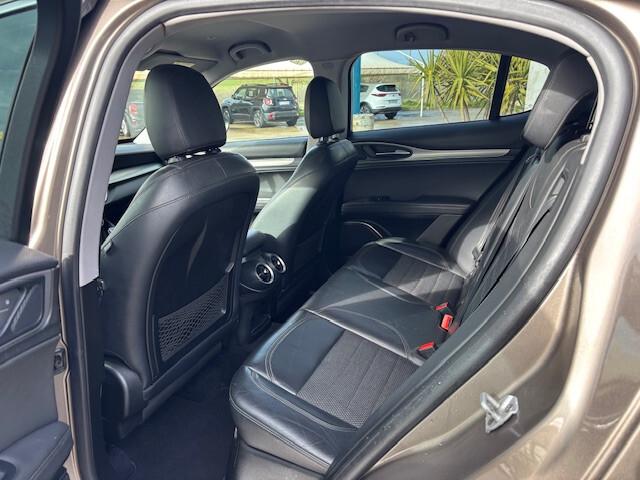 Alfa Romeo Stelvio 2.2 Turbodiesel 180 CV AT8 Q4 Executive