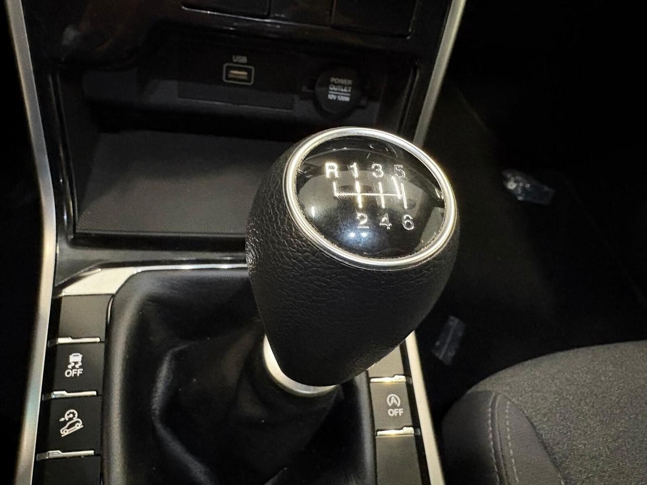 Ssangyong Korando DREAM 1.5 GDI-Turbo 2WD 6mt UNICO PR.