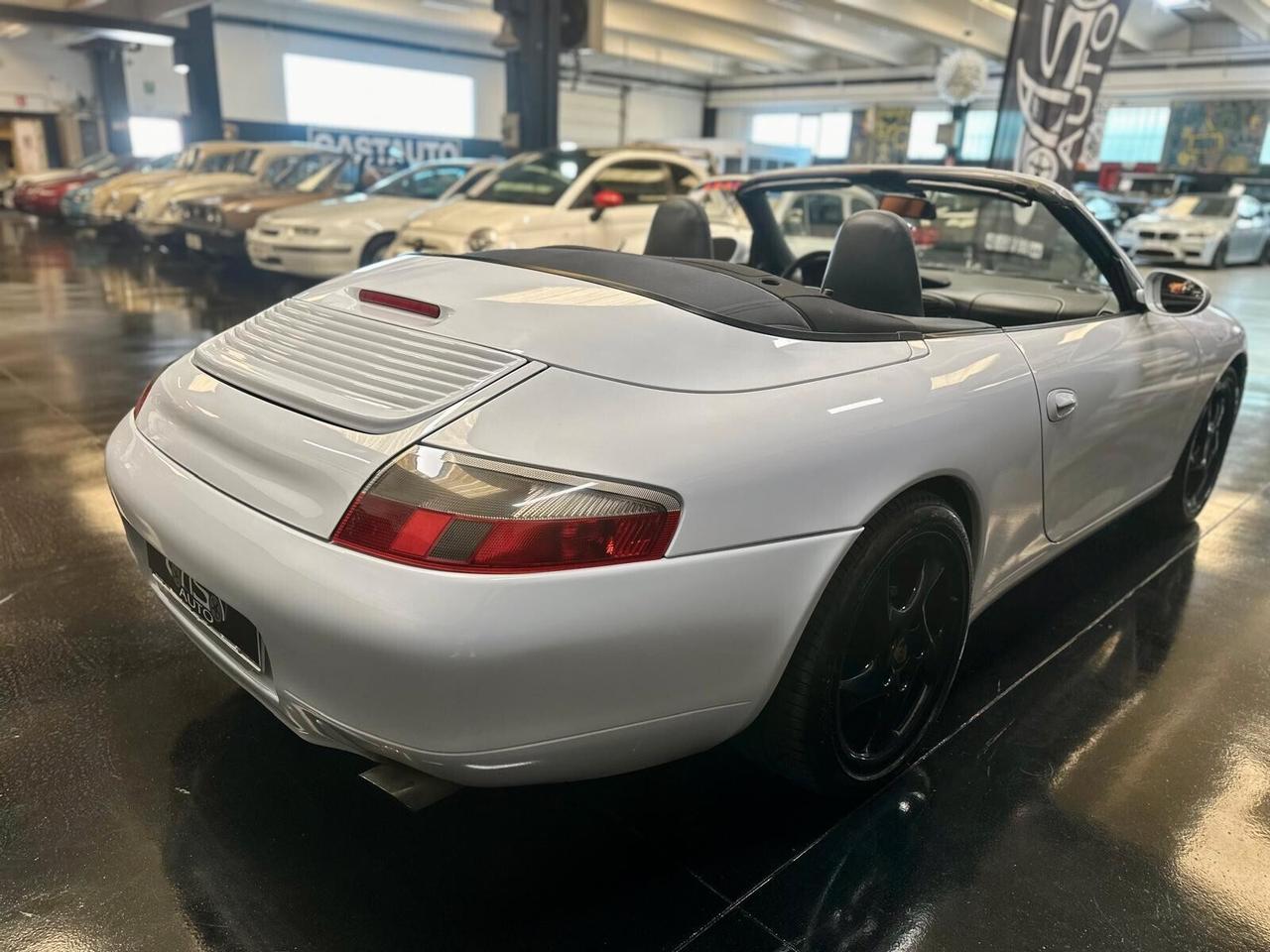 Porsche 911 Carrera 4 cat Cabriolet