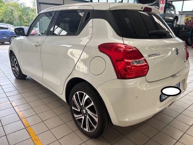 SUZUKI Swift 1.2 Hybrid Top Automatica