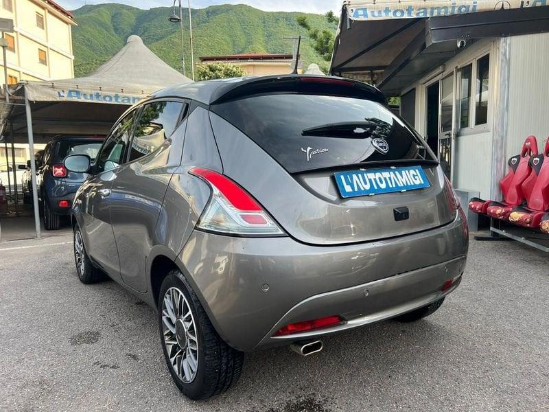 Lancia Ypsilon 1.0 FireFly 70cv Hybrid Gold Plus