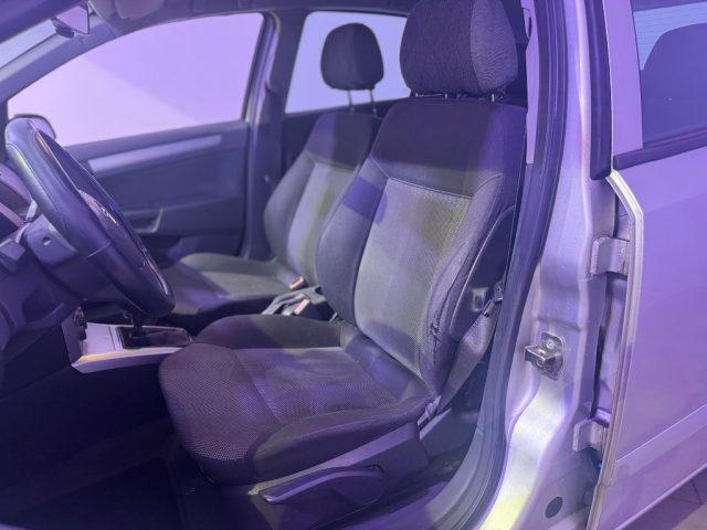 OPEL Astra 1.6 16V VVT 5 porte Cosmo