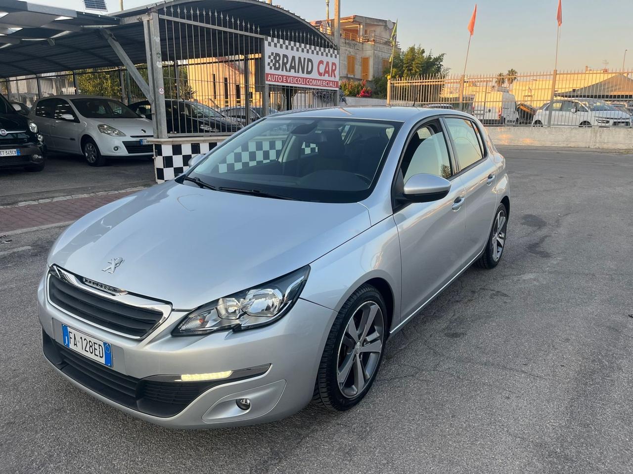 Peugeot 308 BlueHDi 120 S&S Allure Unipro 2015