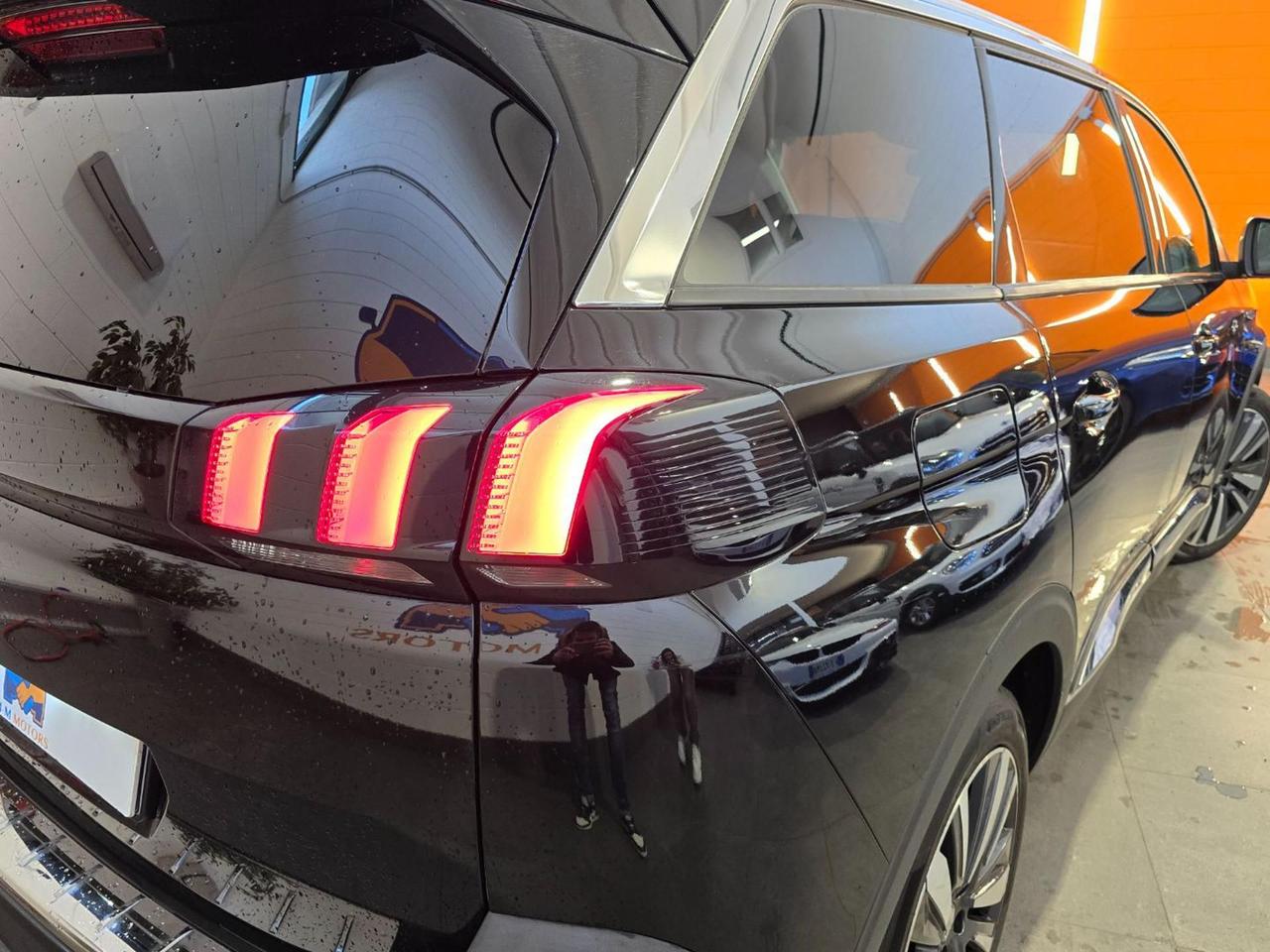 PEUGEOT 5008 BlueHDi 130 S&S EAT8 Allure Pack 7 POSTI