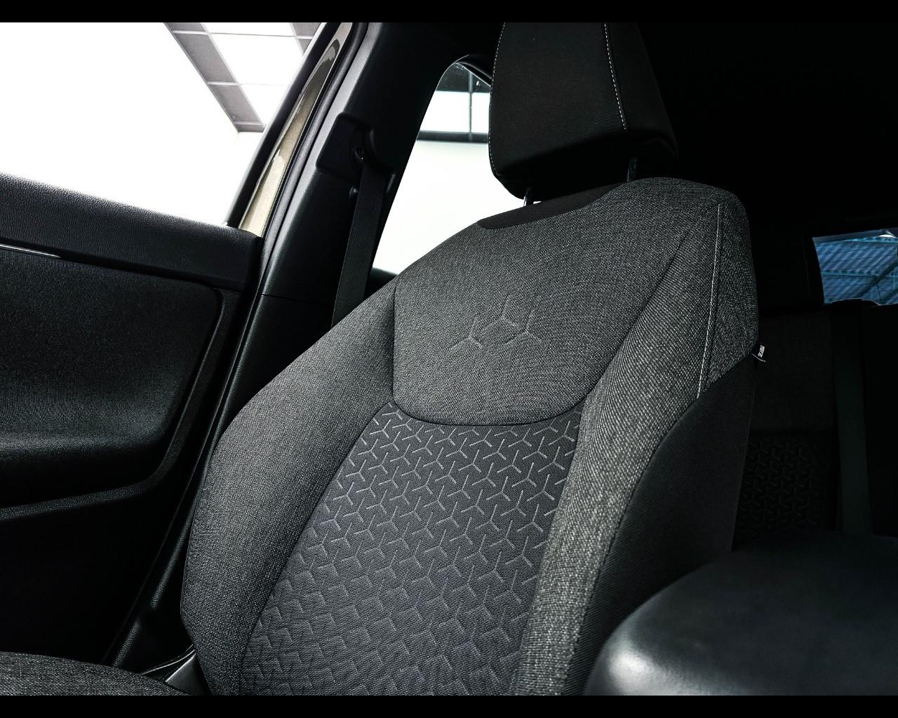 TOYOTA Yaris Cross - Yaris Cross 1.5 Hybrid 5p. E-CVT AWD-i Trend