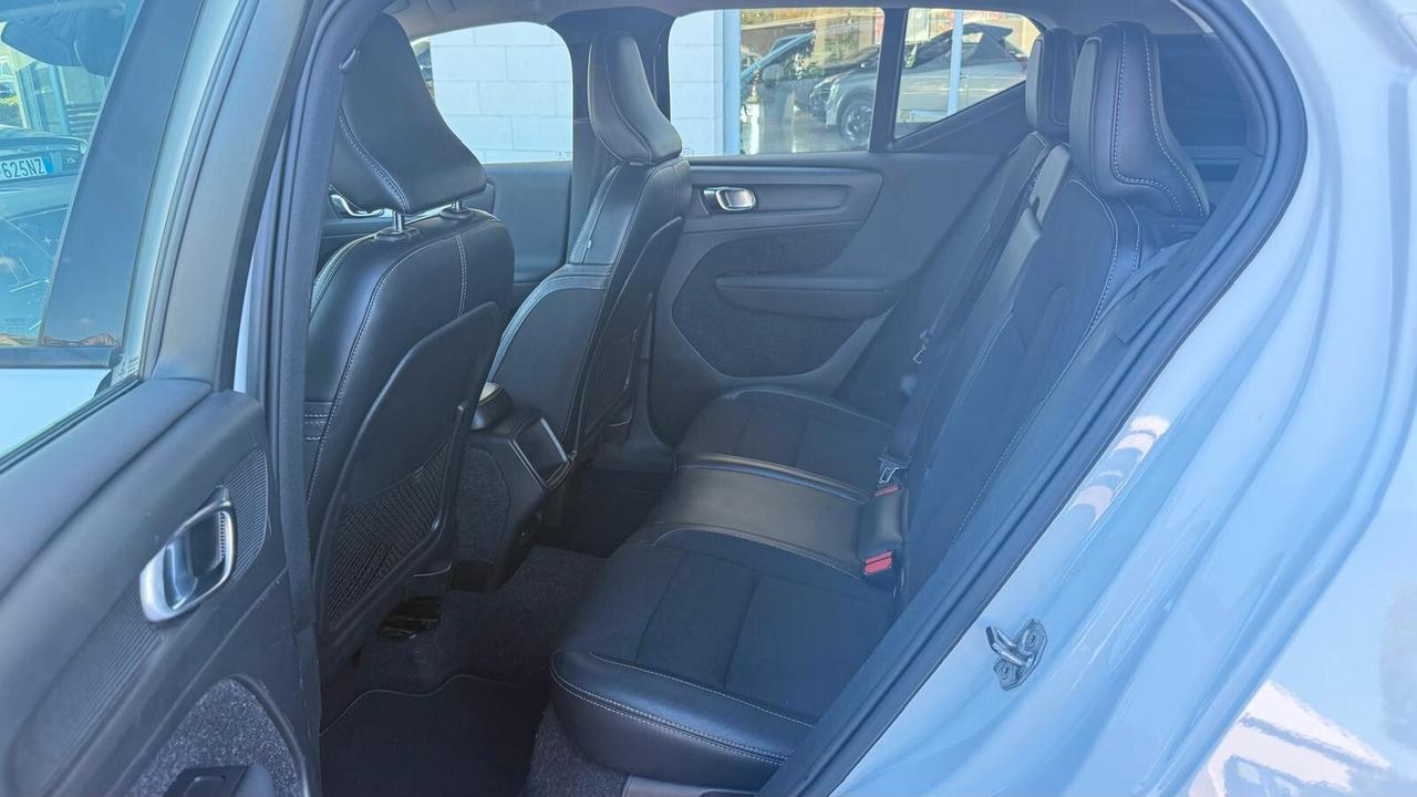 Volvo XC40 D3 AWD Geartronic N1 BUSINESS PLUS