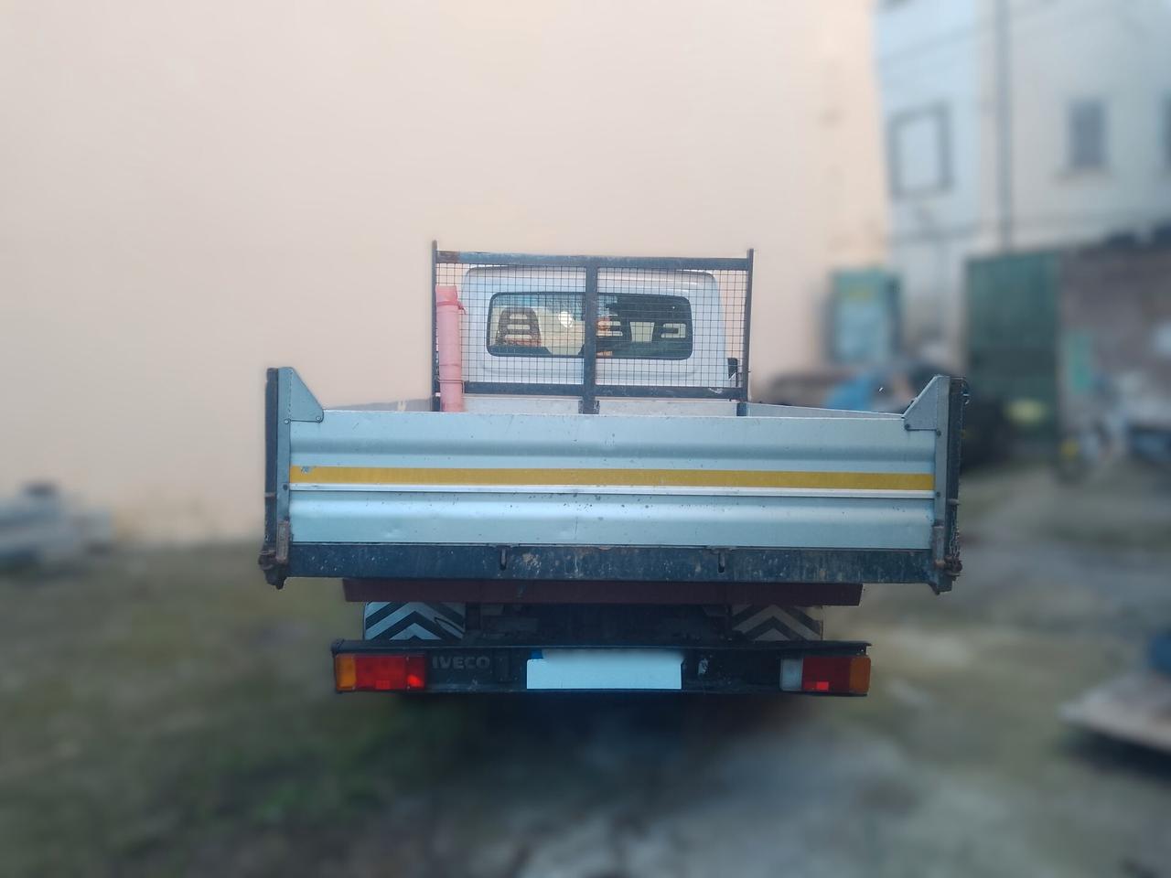 IVECO DAILY 35C11A DEL 2002 CON 140.000 KM