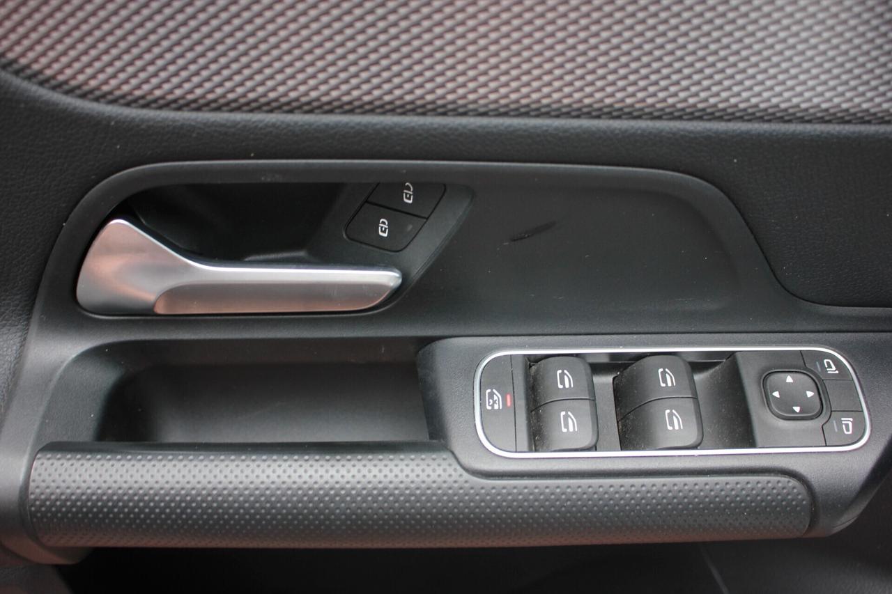 Mercedes-Benz B 180 d-116cv VIRTUAL*PREZZO VERO*UNIPRO'-KM CERTIFICATI