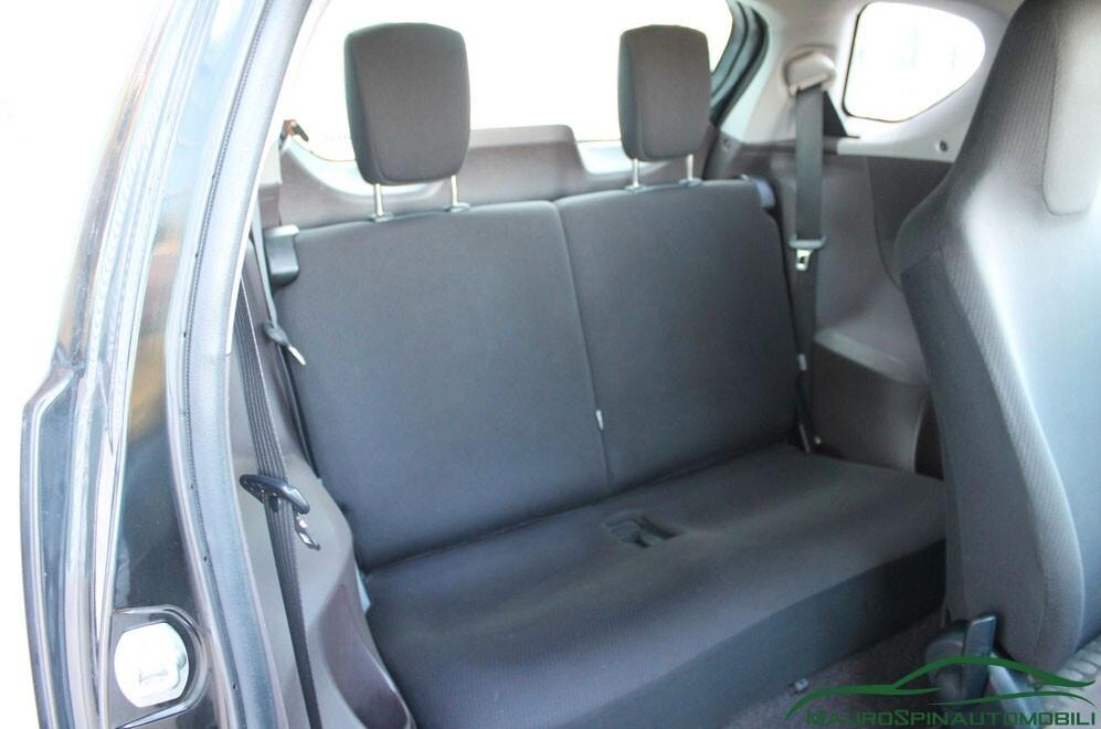 Toyota iQ 1.0