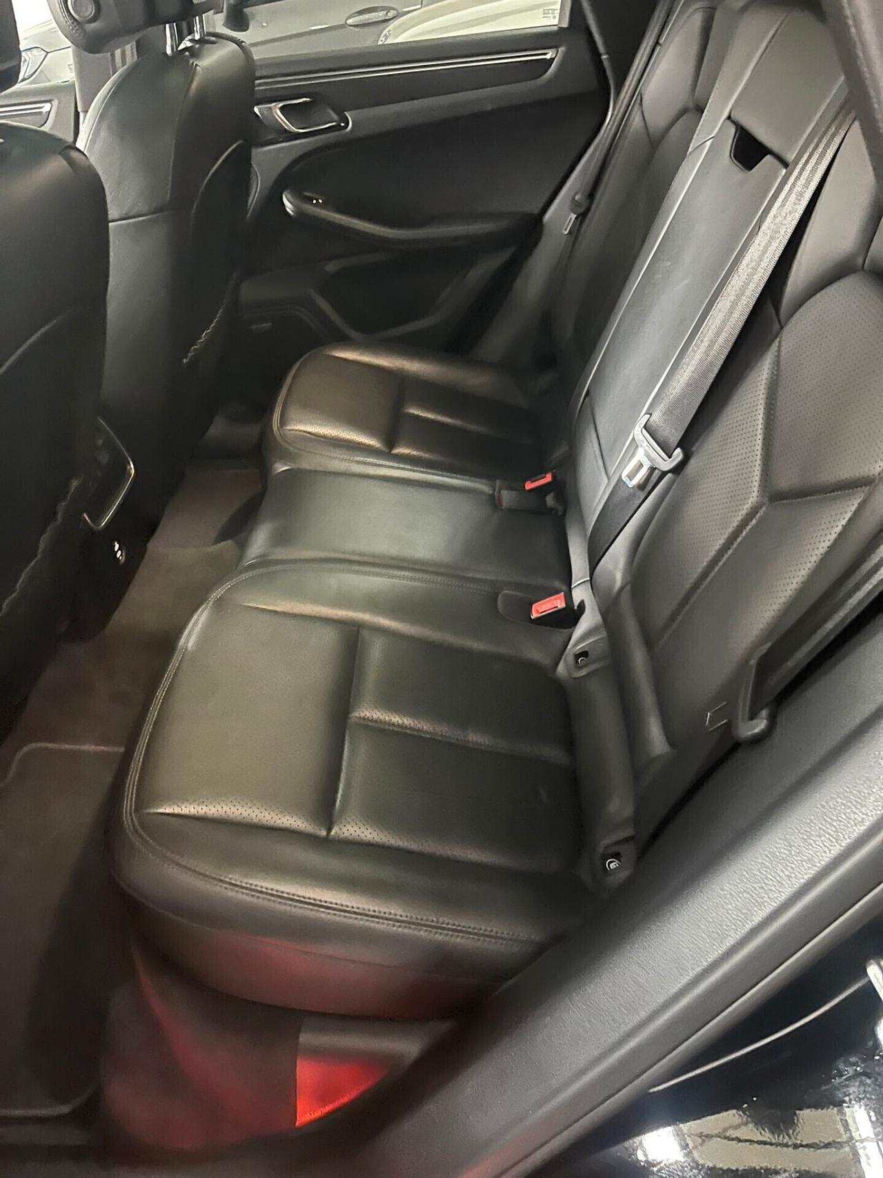 Porsche Macan 2.0