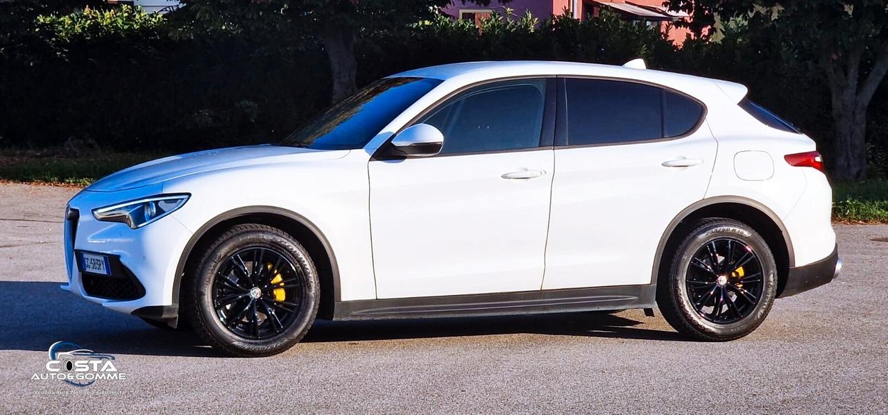 Alfa Romeo Stelvio 2.2 Turbodiesel 190 CV AT8 Q4 Executive