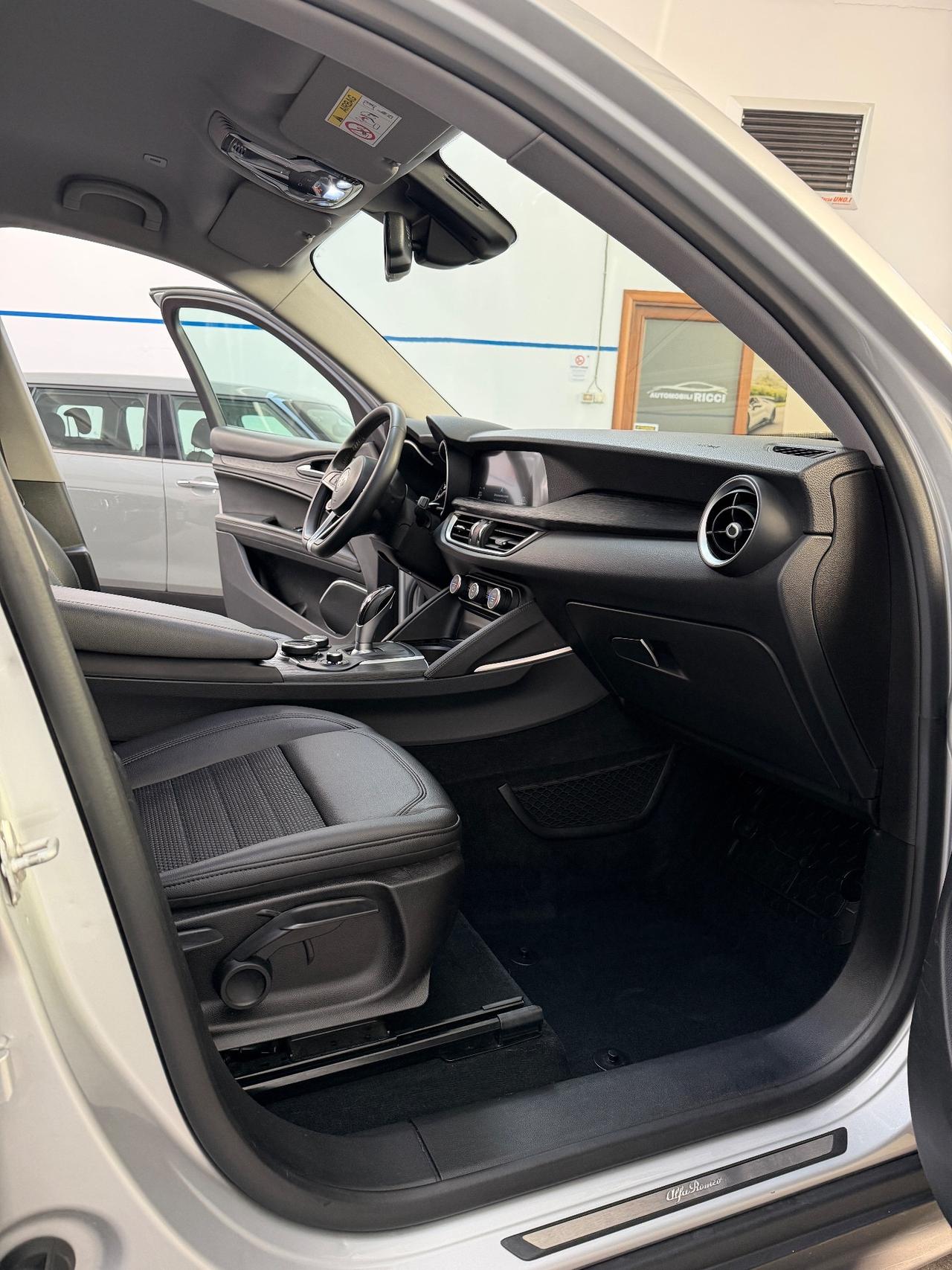Alfa Romeo Stelvio 2.2 Turbodiesel 210 CV AT8 Q4 Lusso
