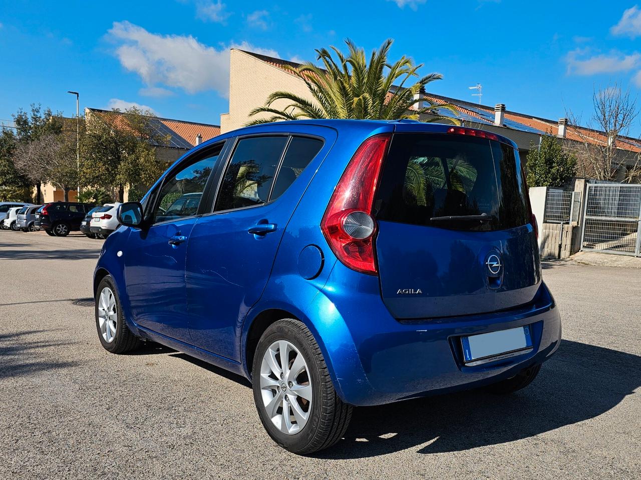 Opel Agila 1.2 16V 94 CV - Neopatentati