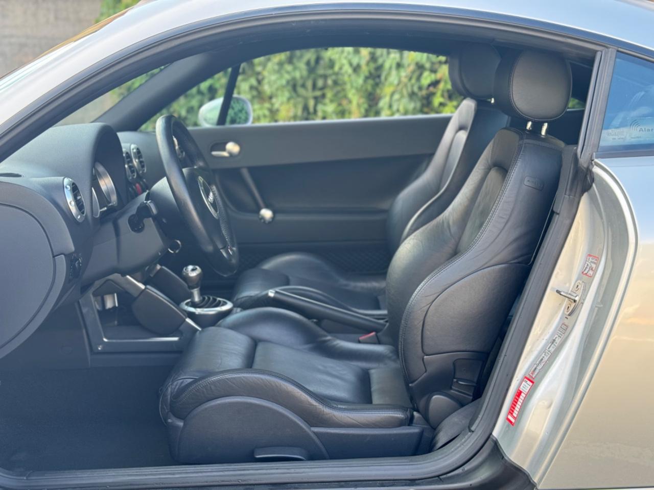 Audi TT Coupé 1.8 T - 180cv - 72.000km - ASI - Unipropr.