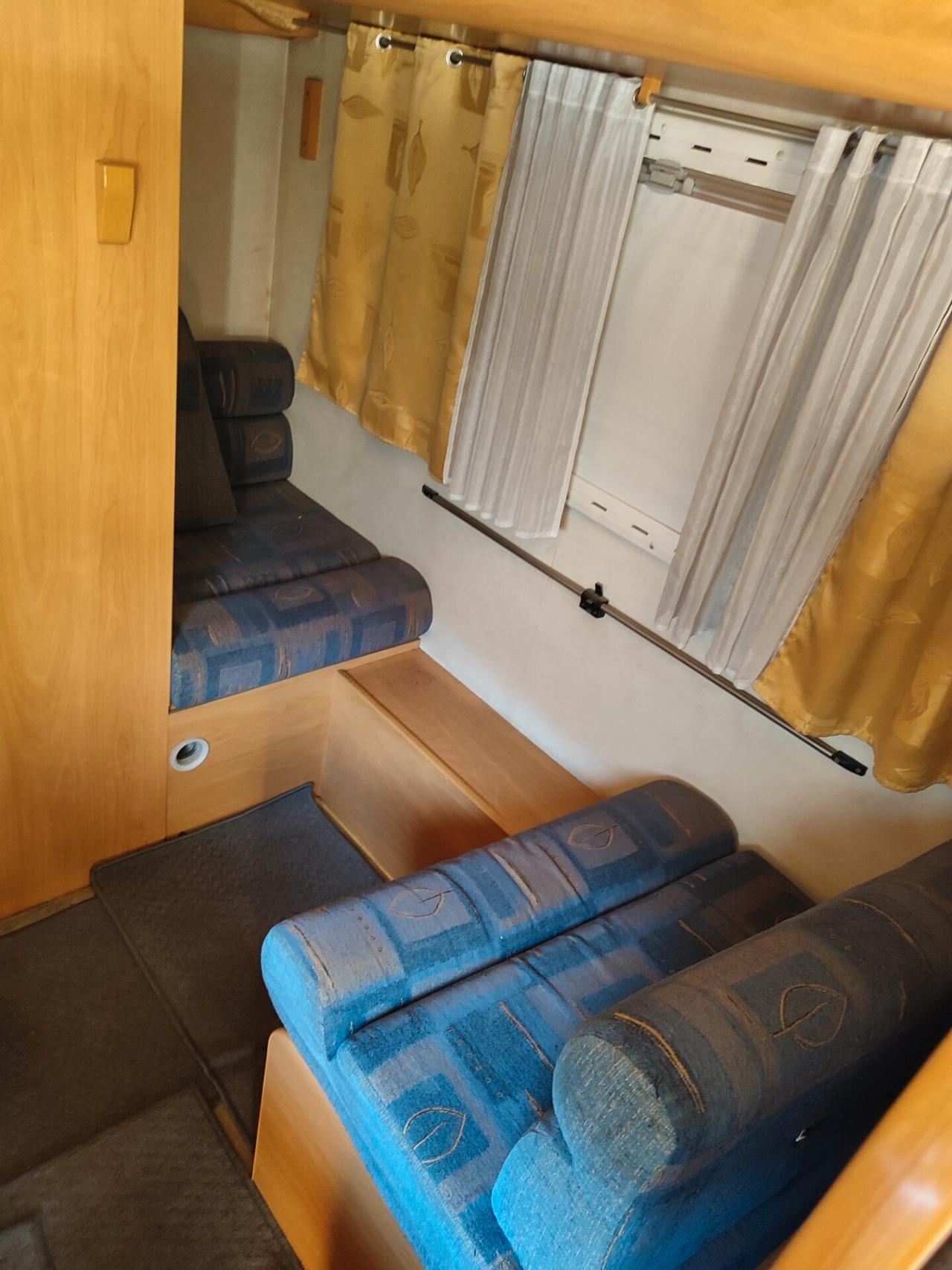 Ford TRANSIT CAMPER 6POSTI LETTO CHALLENGER