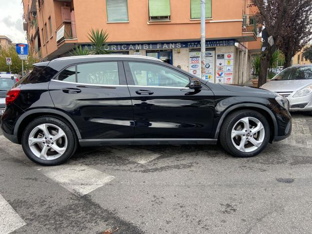 MERCEDES-BENZ GLA 200 d Automatic Premium