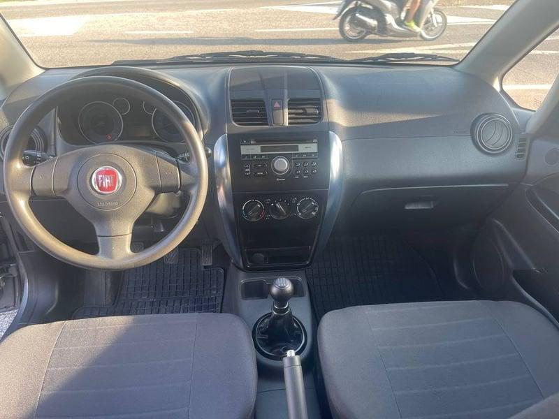 FIAT Sedici 1.6 16V 4x4 Dynamic