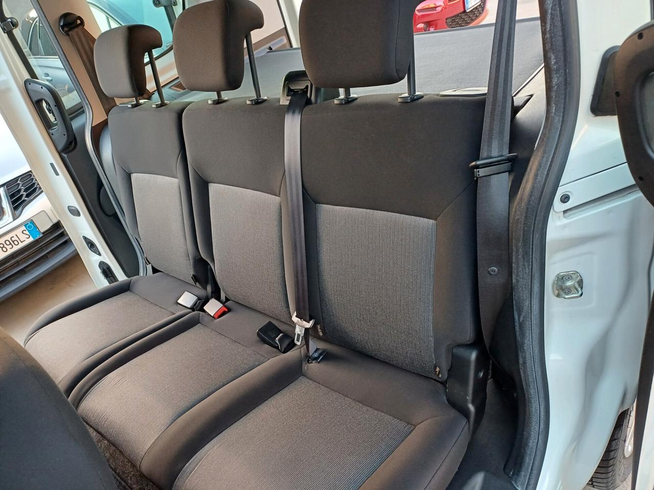 FIAT DOBLO' 1.3 MJT 5 POSTI