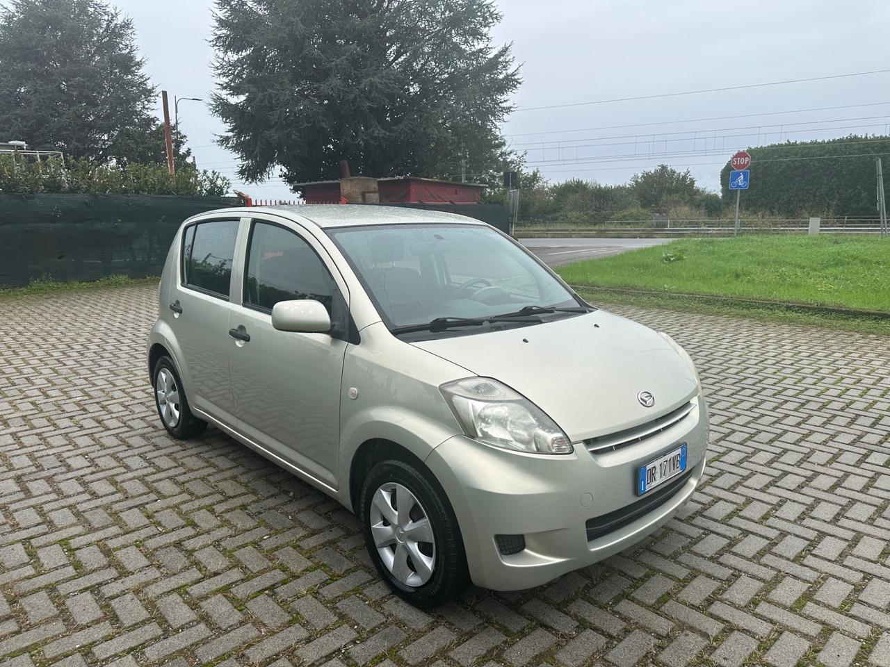 Daihatsu Sirion 1.0 Hiro Green Powered