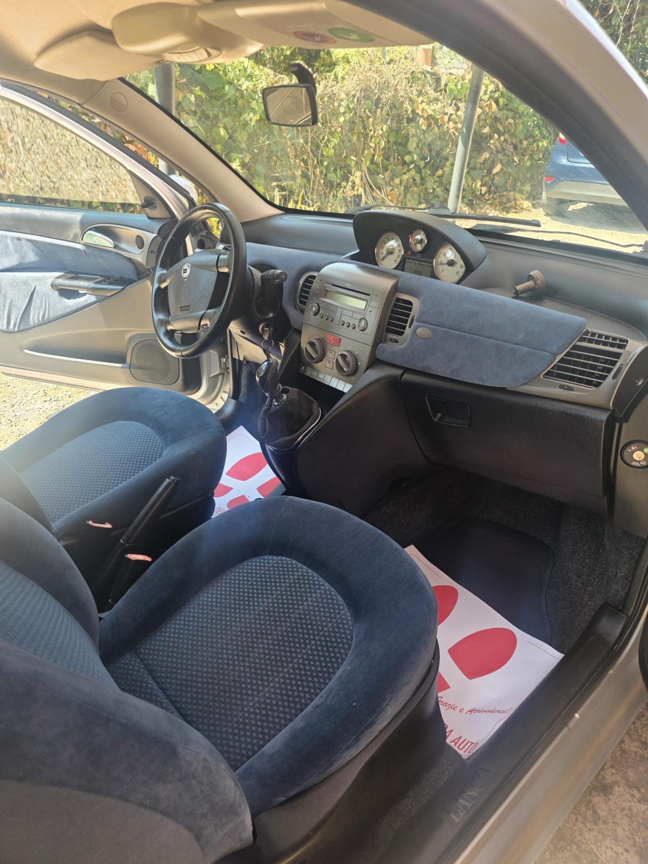 Lancia Ypsilon GPL neopatentati