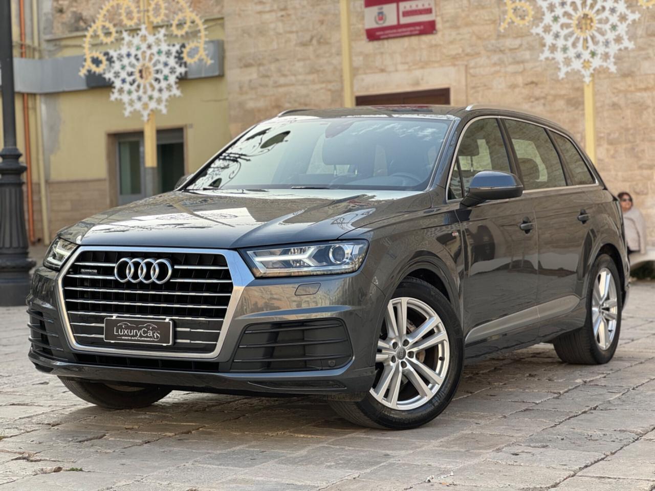 AUDI Q7 3.0Tdi 218 Cv QUATTRO S LINE EDITION