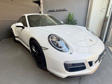 Porsche 911 3.0 Carrera GTS Coupé