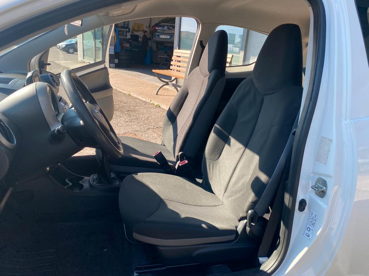 Toyota Aygo 1.0 12V VVT-i 3 porte Active Connect