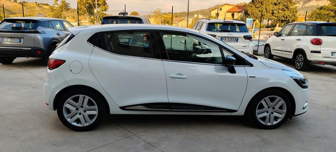 Renault Clio dCi 8V 90 CV 5 porte Duel