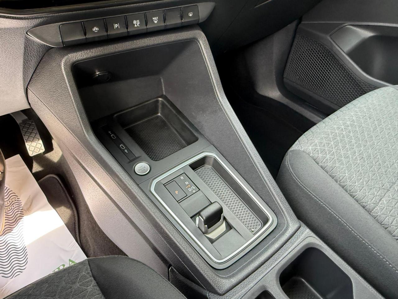 FORD Tourneo Connect 2.0 Ecoblue 122cv Titanium Auto 7POSTI IVA ESPOSTA