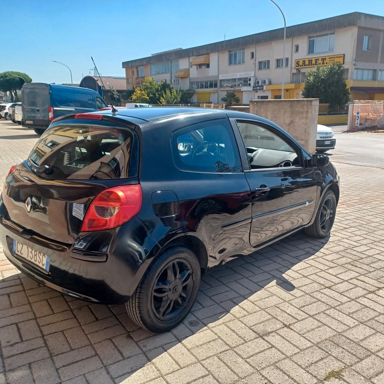 88.188 KM CLIO 1.2 PER NEOPATENTATI PERFETTA