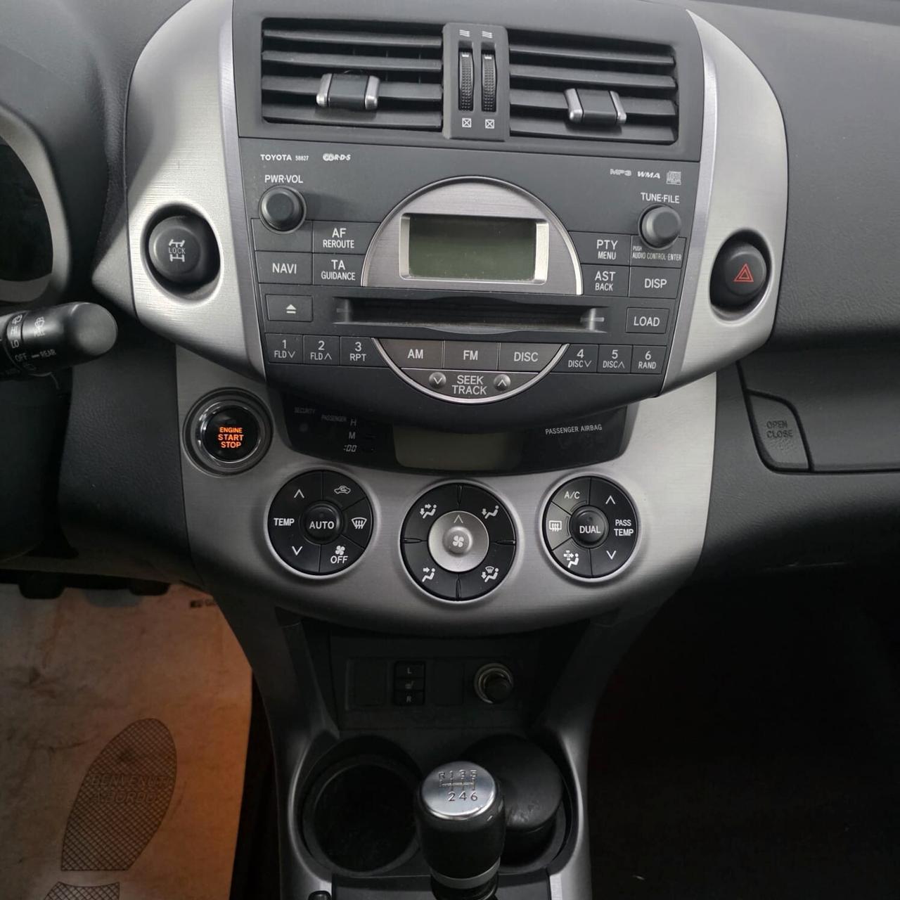 Toyota RAV 4 2.2 D 4X4