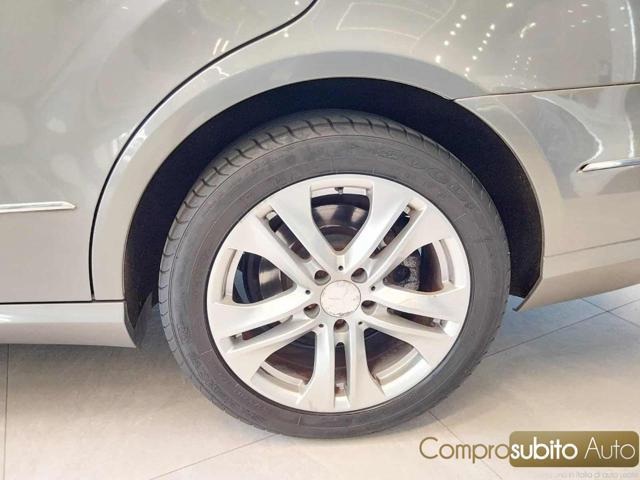 MERCEDES-BENZ E 220 CDI BlueEFFICIENCY Avantgarde