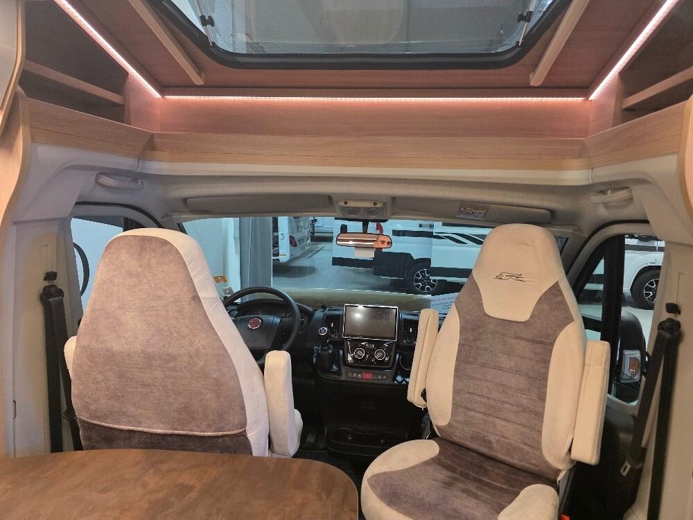 CAMPER LAIKA KOSMO 209