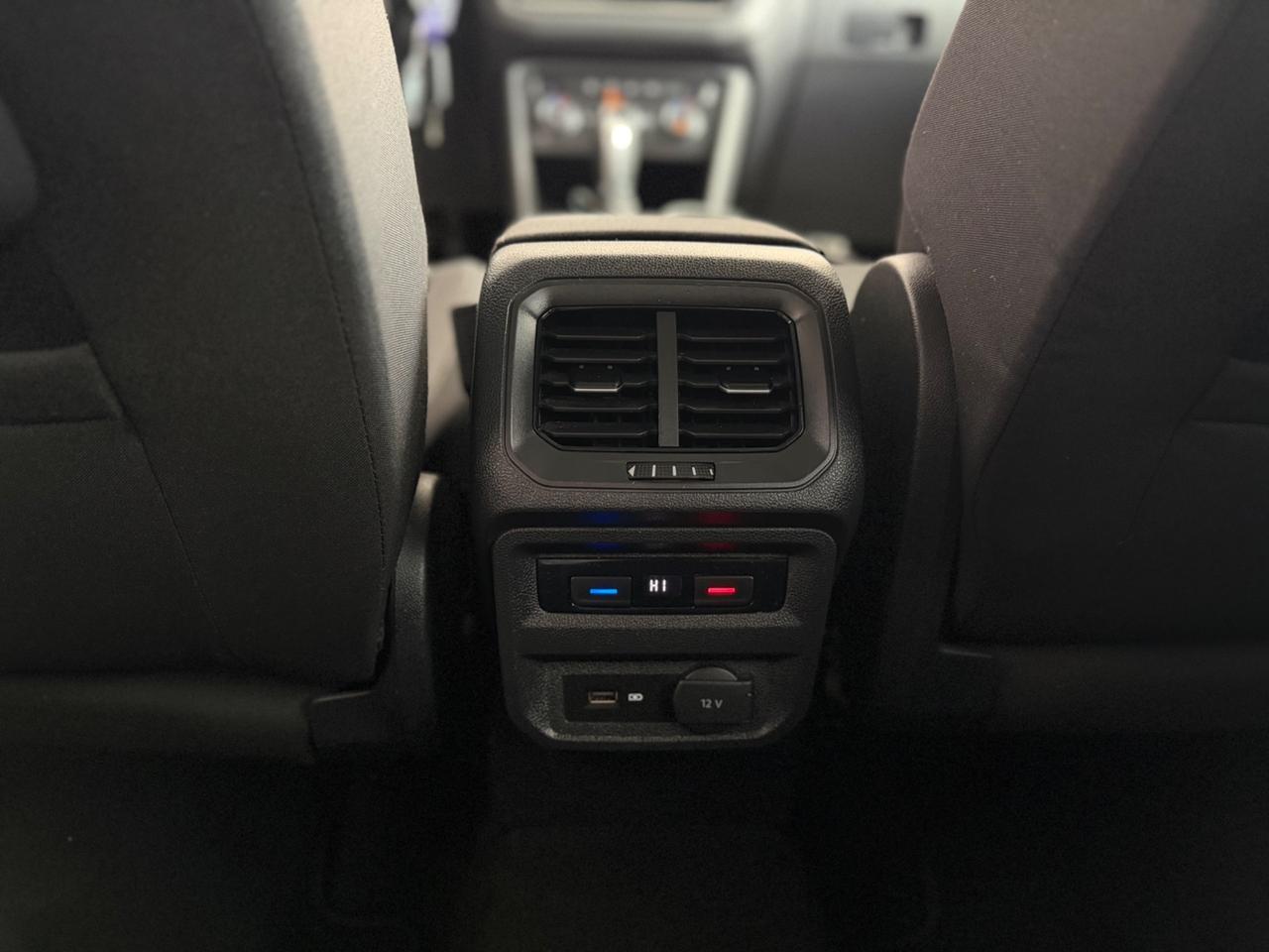 Volkswagen Tiguan 2.0 TDI DSG 4MOTION R-LINE