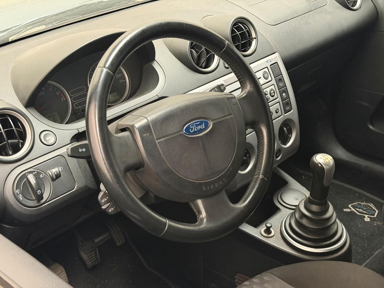 Ford Fiesta 1.2 16V 5p. Collection