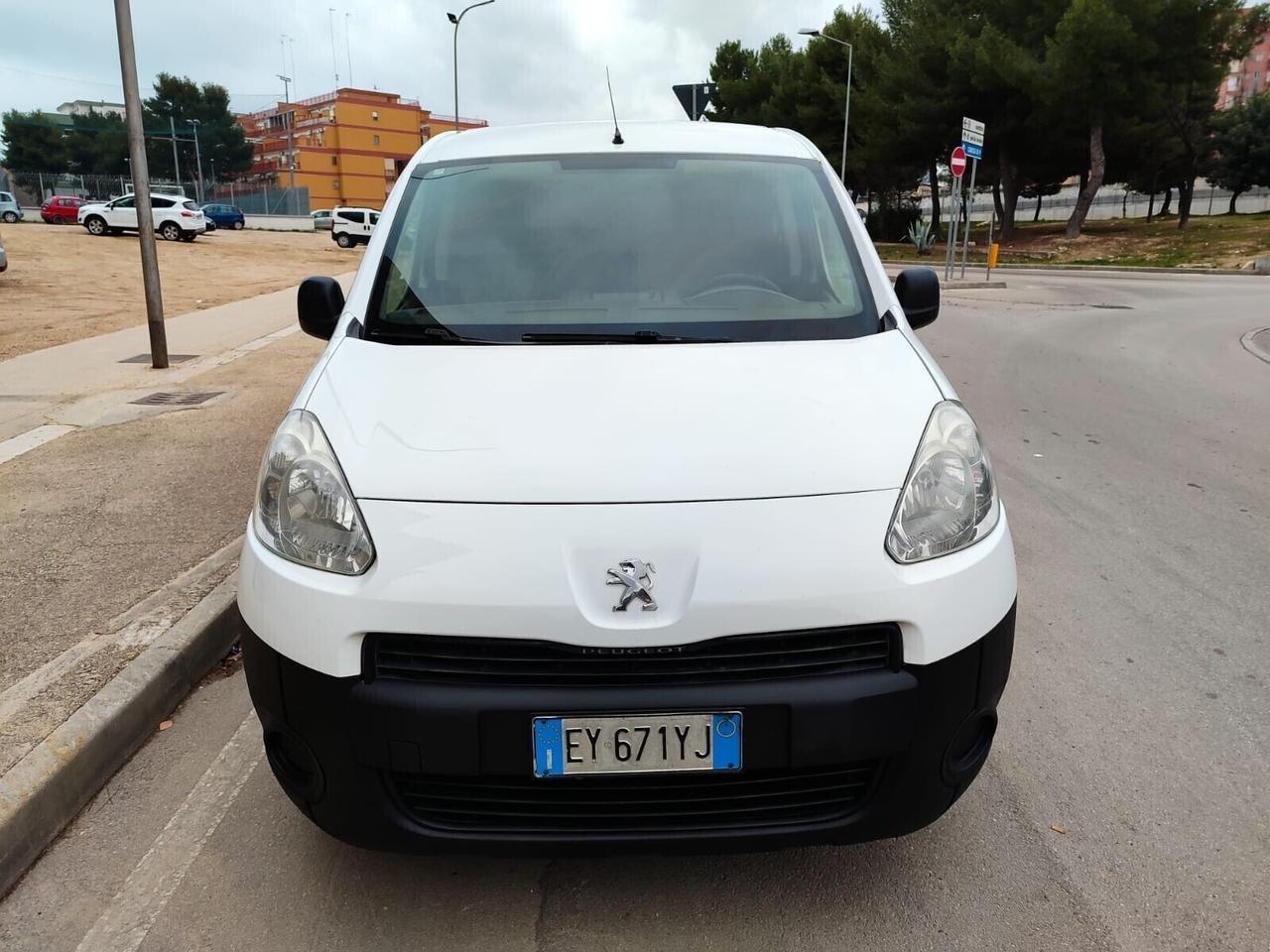 Peugeot Partner 1.6 HDi 3P.ti Por.Late.