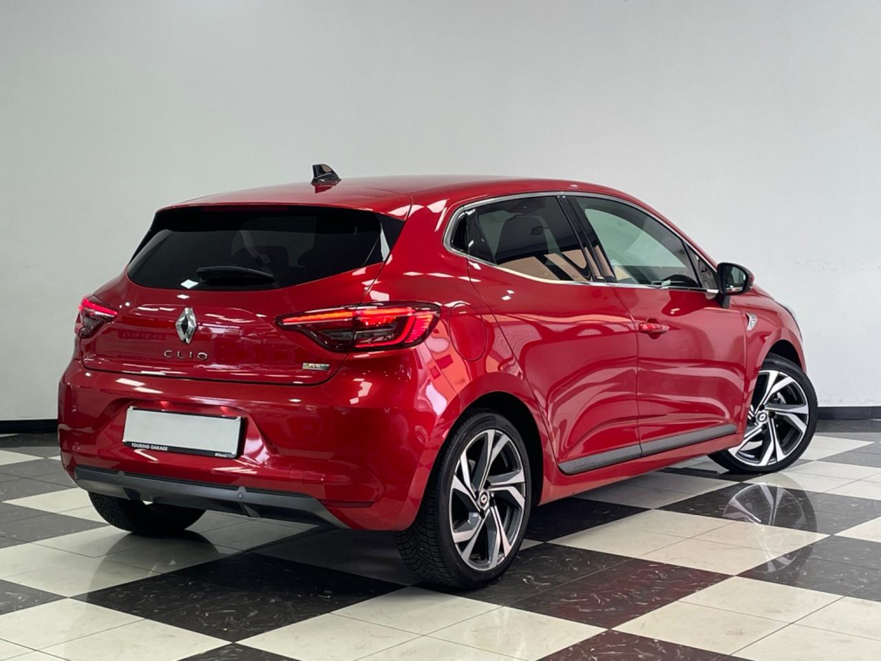 Renault Clio Hybrid E-Tech 140 CV 5 porte R.S. Line