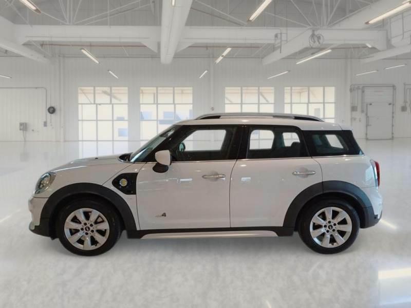 MINI COOPER SE COUNTRYMAN ALL4 BUSINESS AUTOM.