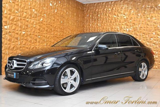 MERCEDES-BENZ E 300 BlueTec HYBRID AUT.SPORT NAVI FULL X COMMERCIANTI!