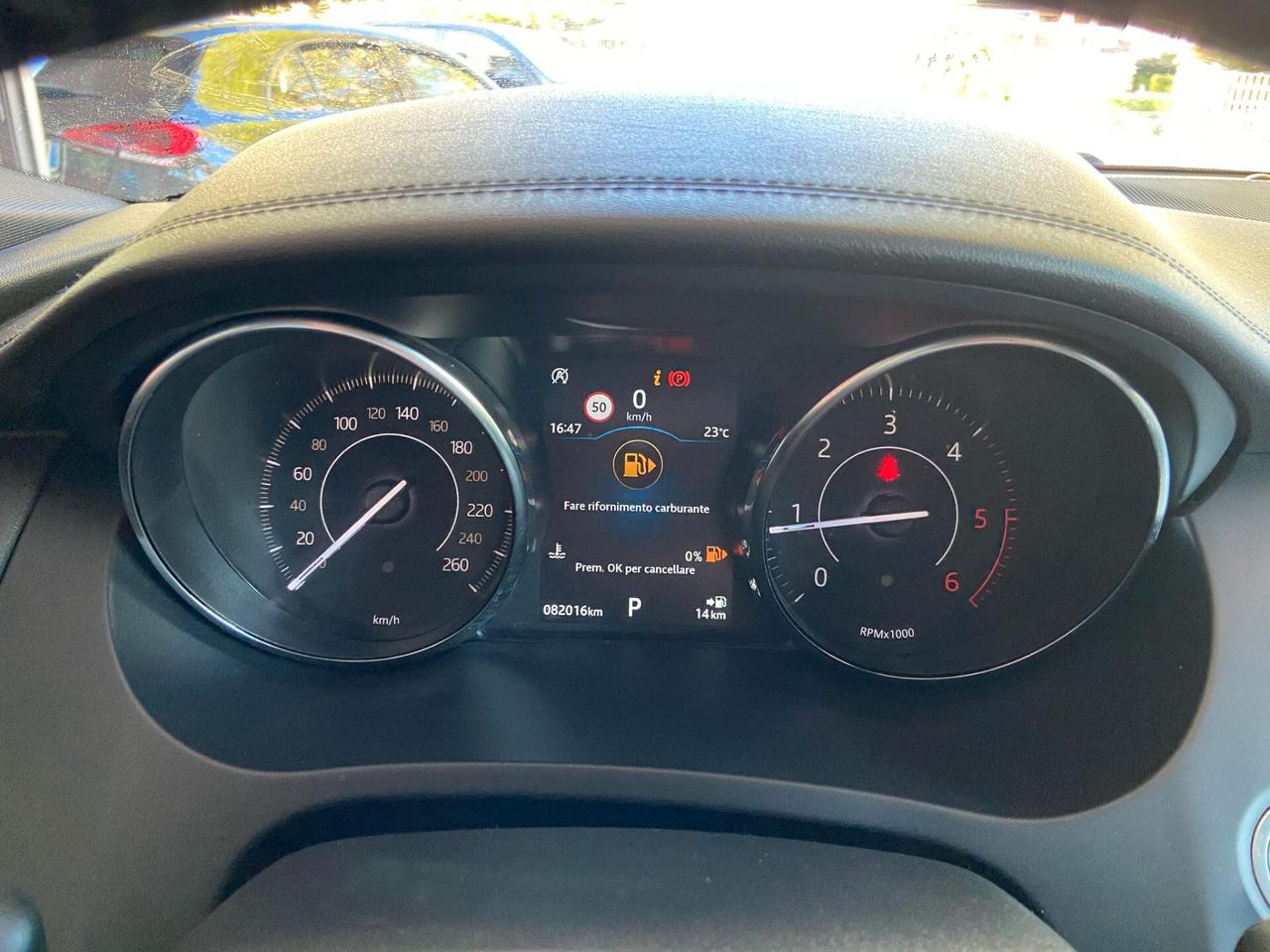 Jaguar E-Pace 2.0D 150 CV AWD aut. R-Dynamic HSE
