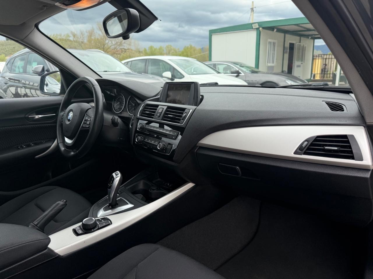 BMW 116d 116CV/URBAN-BUSINESS/2017