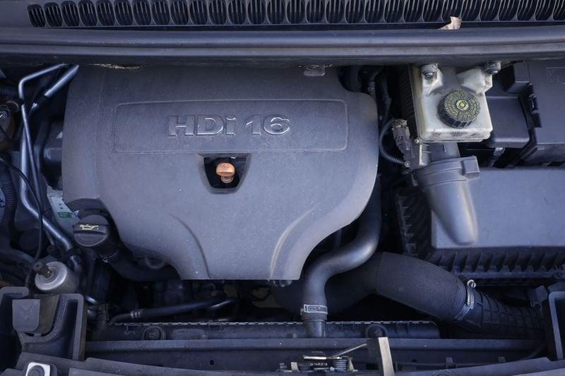 Peugeot 5008 Peugeot 5008 2.0 HDi 150CV 7 posti Business Unicoproprietario