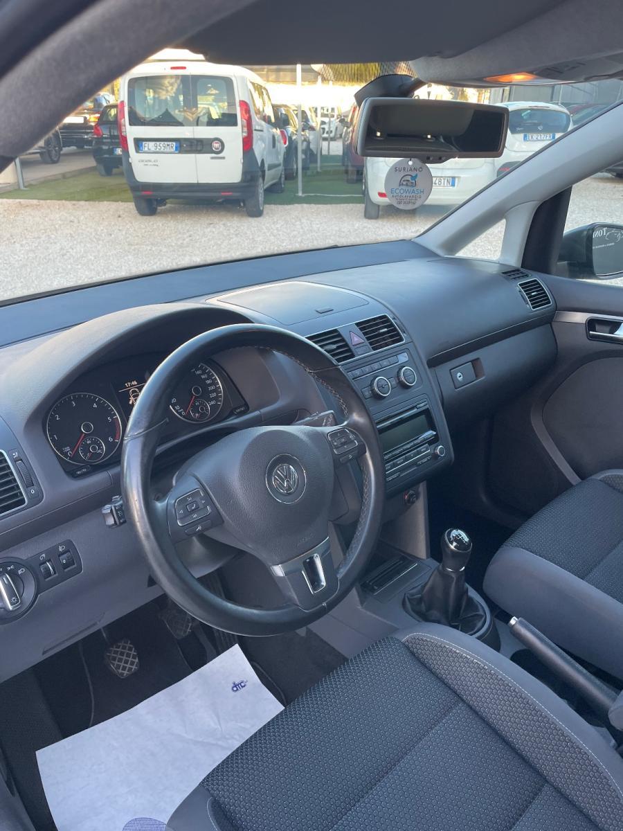 VOLKSWAGEN - Touran - 1.6 TDI DPF Trendline 7 POSTI