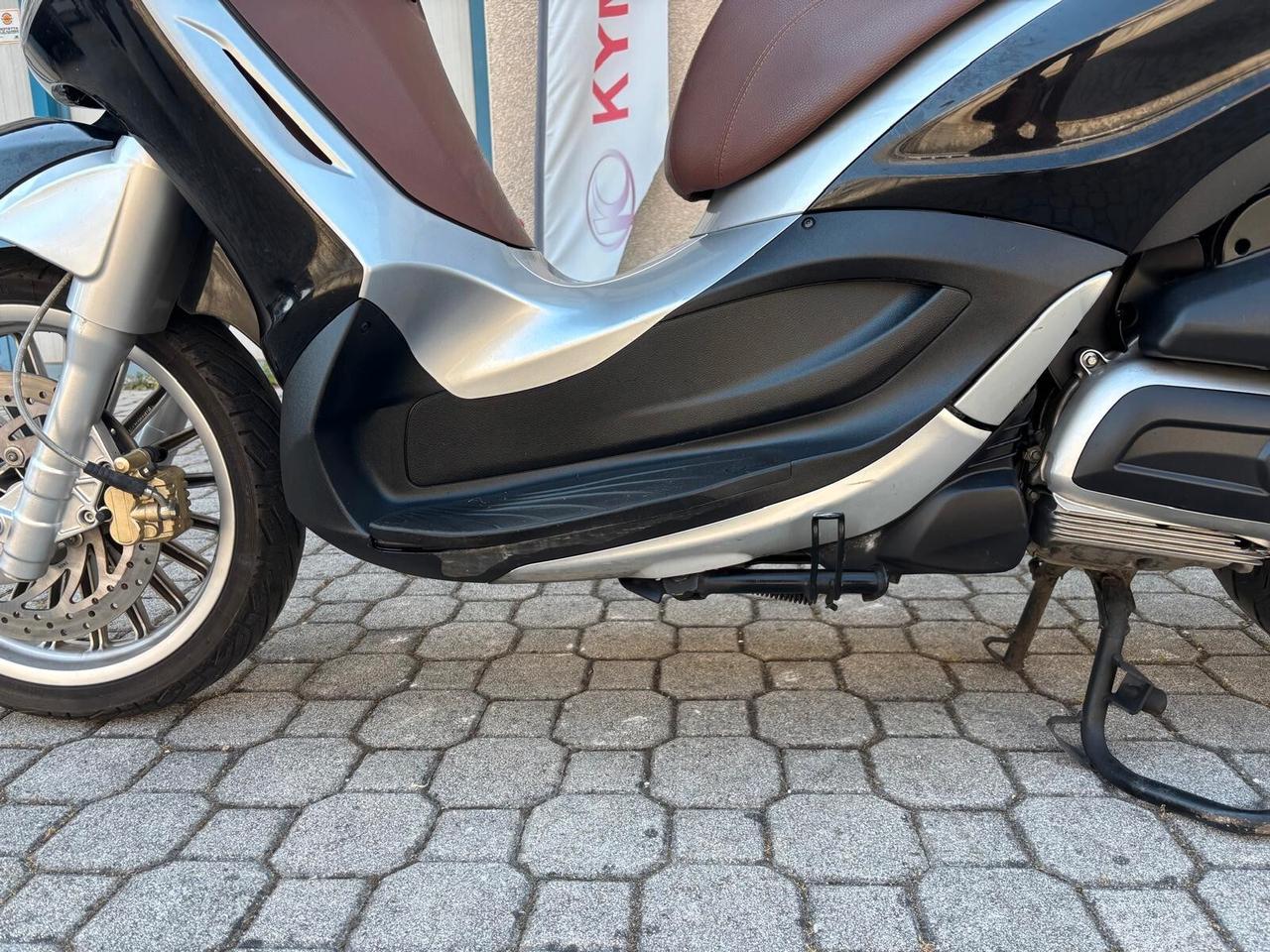 Piaggio Beverly 300 i.e. - Rif.581