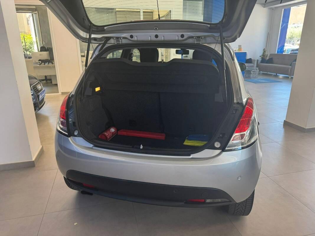 Lancia Ypsilon 1.3 mjt Gold s&s 95cv E5+